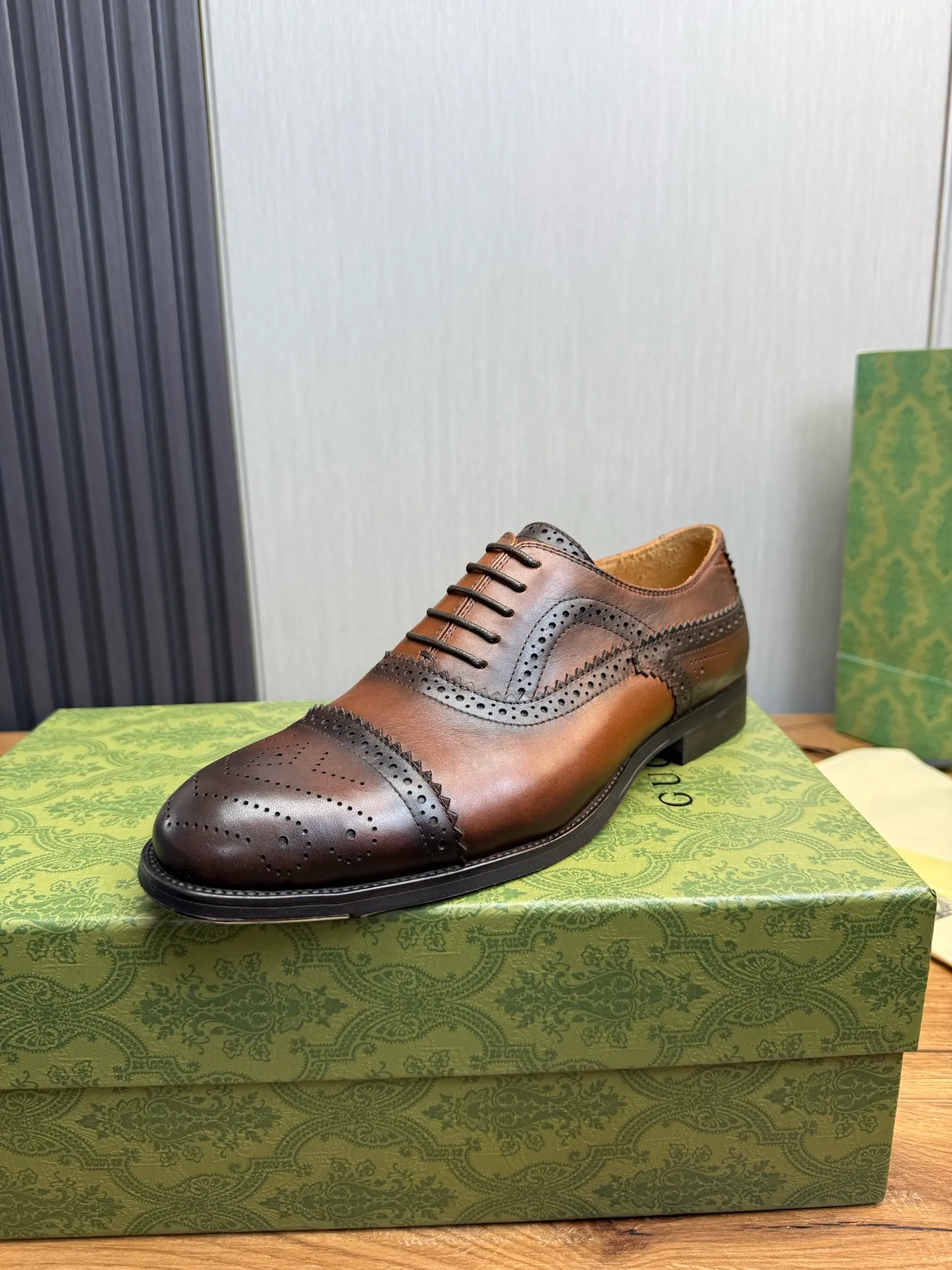 Men's shoes 💰680💰 GUCCI Gucci. Men's business casual leather shoes, all made of imported original brand leather, just to create a more comfortable wearing experience. Upper: original cowhide + imported cowhide lining, original non-slip and wear-resistant outsole ✔️36-45 (38.45 non-refundable)